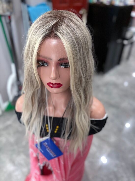 René of Paris “Roxie” wig in color Billionaire Blond-R New main image 5